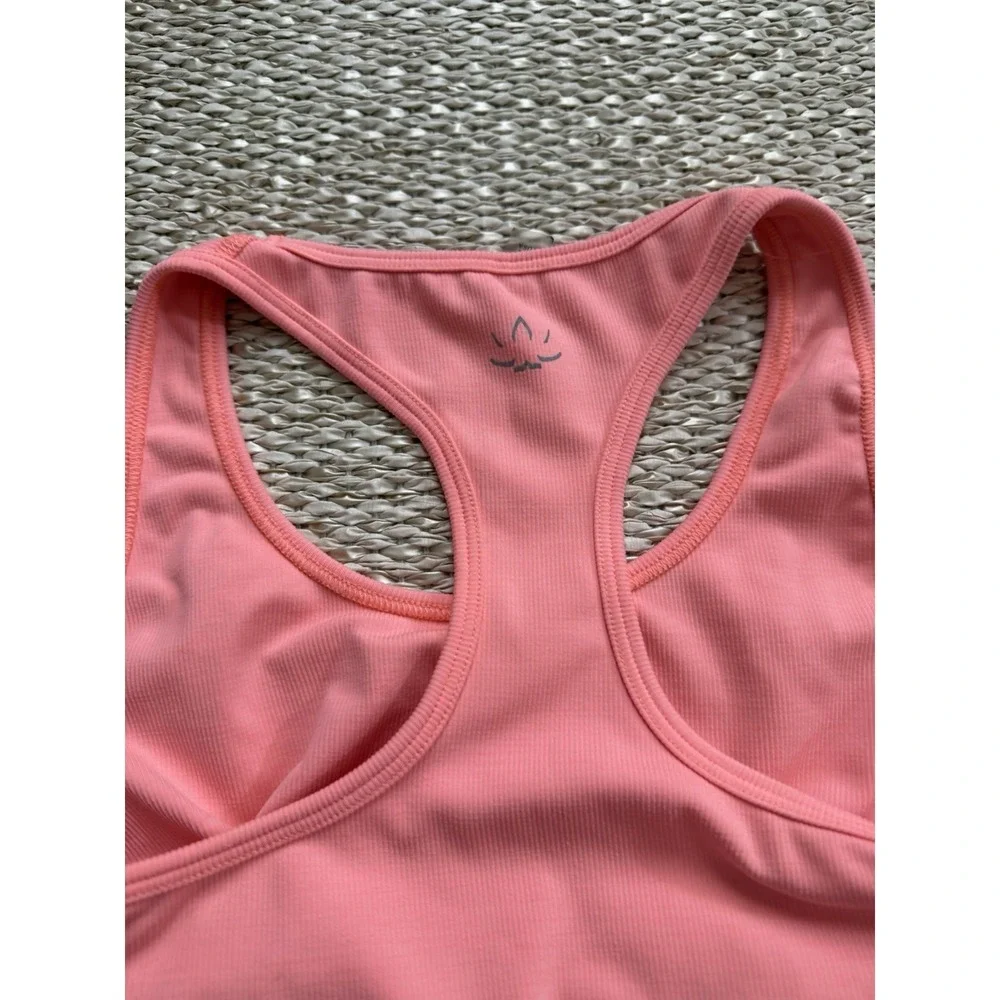 Beyond Yoga Tank top, Self Bra Small - Picture 4 of 8